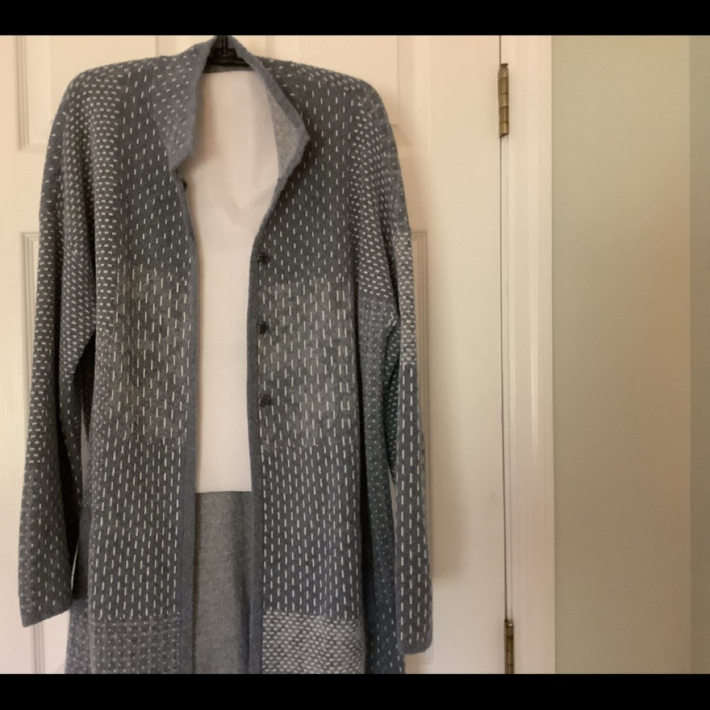 Sweater topper - Picture 2 of 15